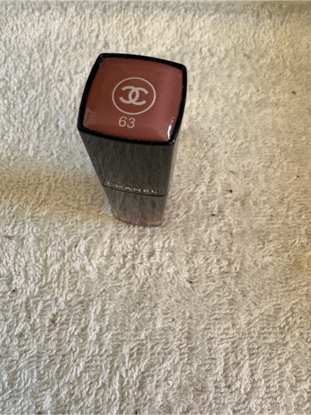 CHANEL Lipstick 63 -Ultimate